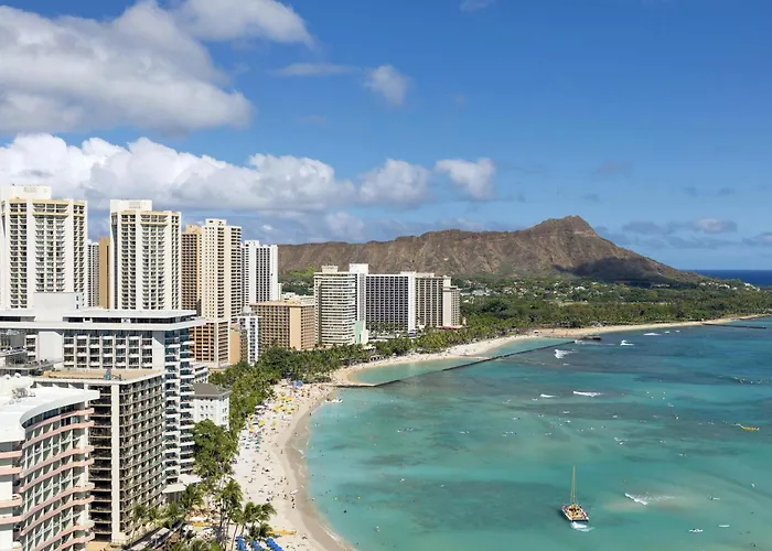 Hyatt Regency Waikiki Beach Resort & Spa