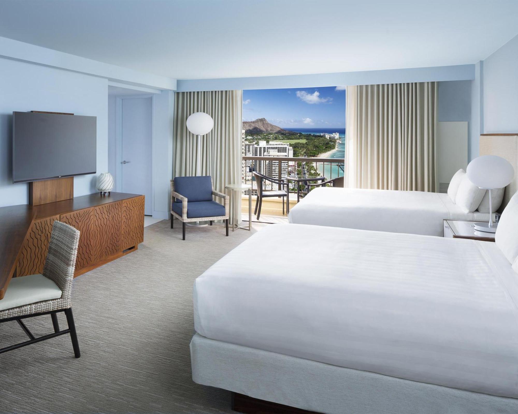 Hyatt Regency Waikiki &