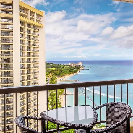 Hyatt Regency Waikiki Beach Resort & Spa Honolulu Exterior photo