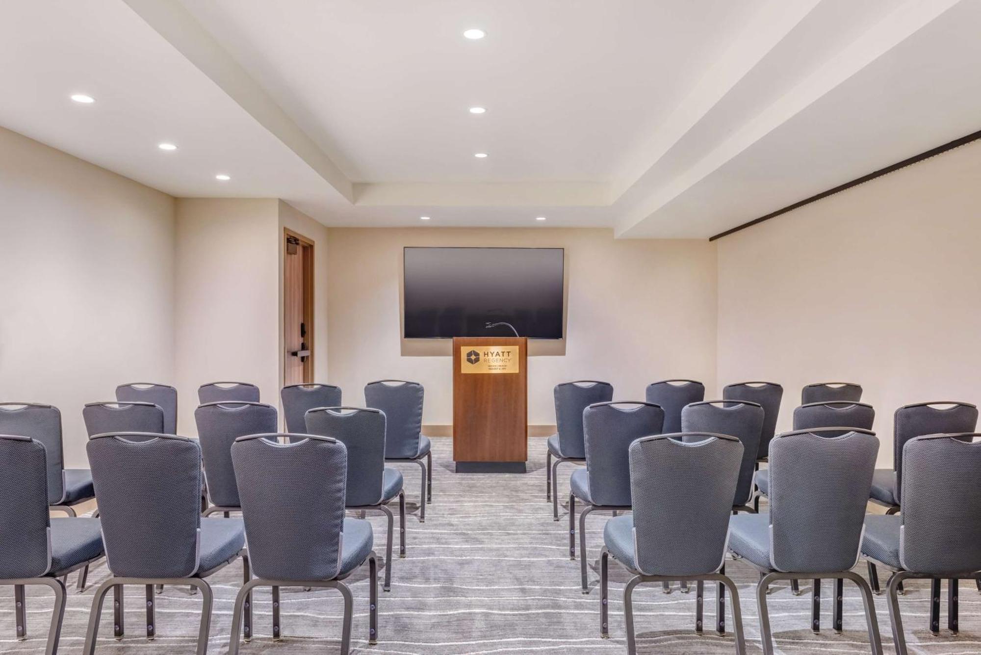 Hyatt Regency Waikiki Resort&spa 4*
